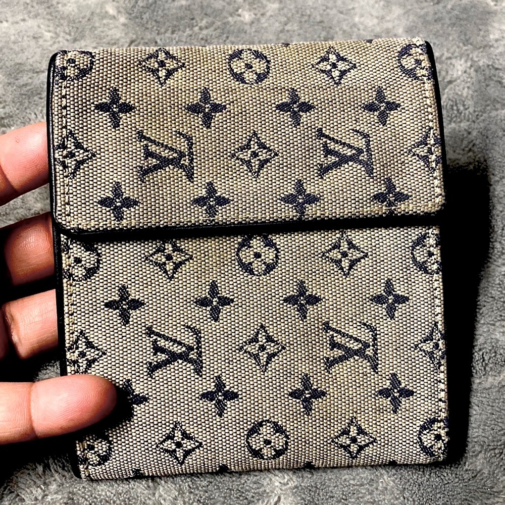 Louis Vuitton Authentic Porte Billets Cartes Juliet Wallet Purse Monogram